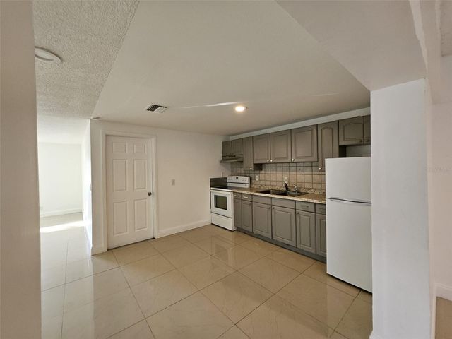 6004 FORTUNE PLACE, Apollo Beach, FL 33572