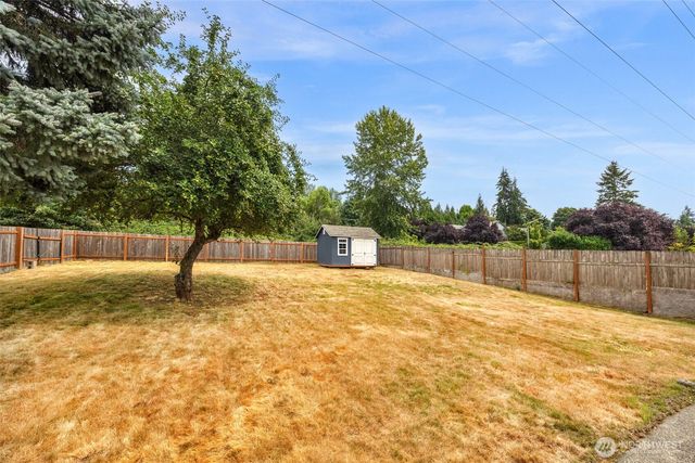 10530 124th Avenue NE, Kirkland, WA 98033