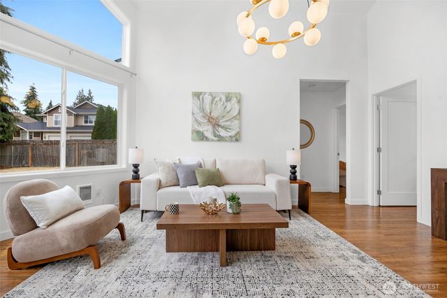10530 124th Avenue NE, Kirkland, WA 98033