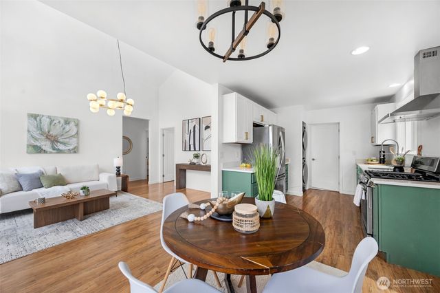 10530 124th Avenue NE, Kirkland, WA 98033