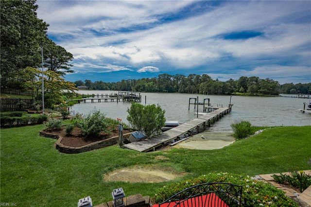 1212 Witchduck Bay CT, Virginia Beach, VA 23455