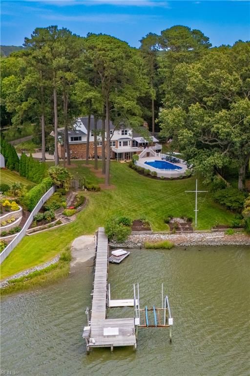 1212 Witchduck Bay CT, Virginia Beach, VA 23455