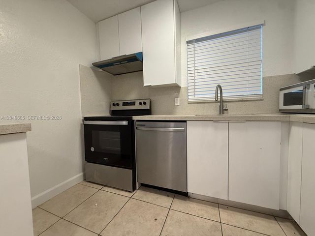 400 NW 65th Avenue 202, Margate, FL 33063