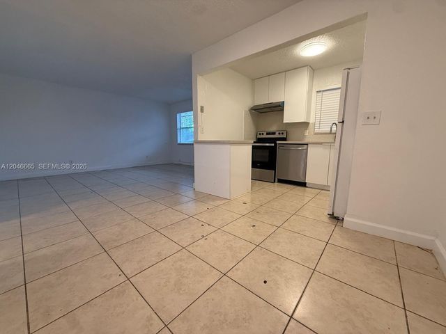 400 NW 65th Avenue 202, Margate, FL 33063