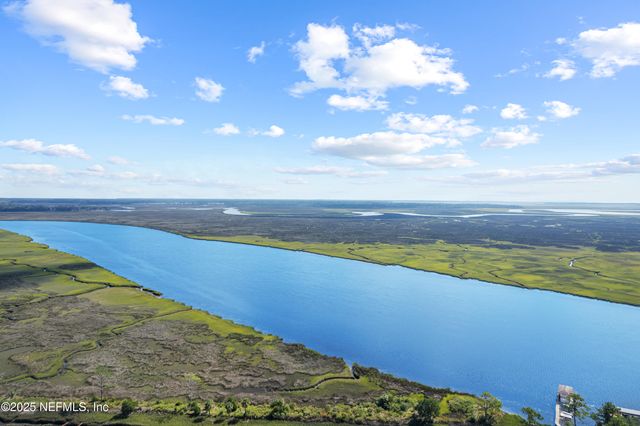 984 EAGLE BEND Court, Jacksonville, FL 32226