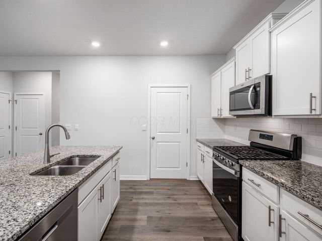 6263 Darby Plains Street, Columbus, OH 43228