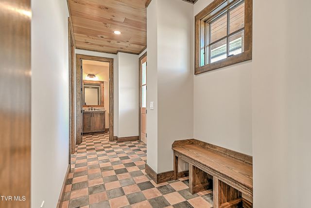 136 Farmhouse Village Trail, Butler, TN 37640