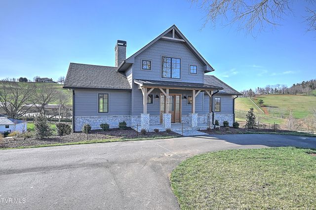 136 Farmhouse Village Trail, Butler, TN 37640