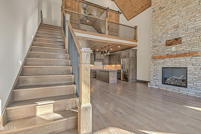 136 Farmhouse Village Trail, Butler, TN 37640