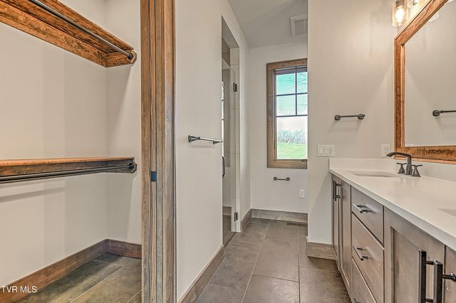 136 Farmhouse Village Trail, Butler, TN 37640