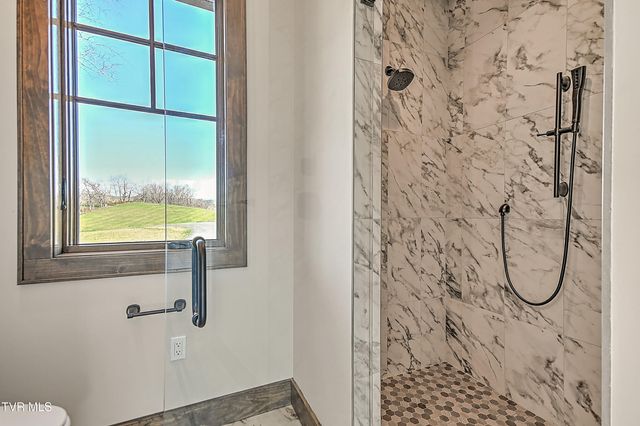 136 Farmhouse Village Trail, Butler, TN 37640