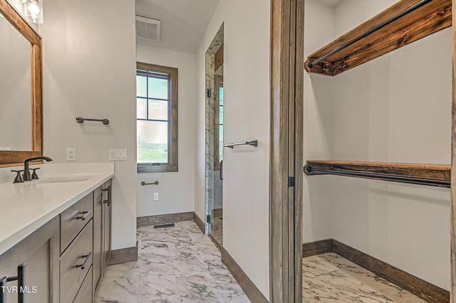 136 Farmhouse Village Trail, Butler, TN 37640