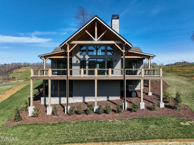 136 Farmhouse Village Trail, Butler, TN 37640