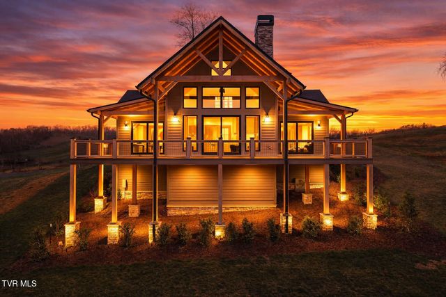 136 Farmhouse Village Trail, Butler, TN 37640