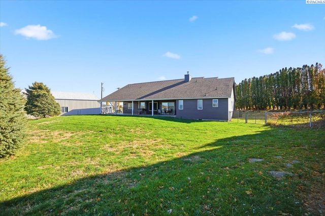 5010 Kennedy Road, West Richland, WA 99353