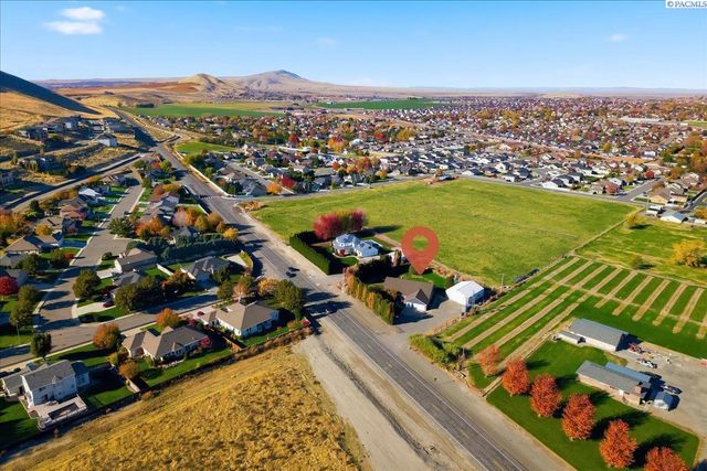 5010 Kennedy Road, West Richland, WA 99353