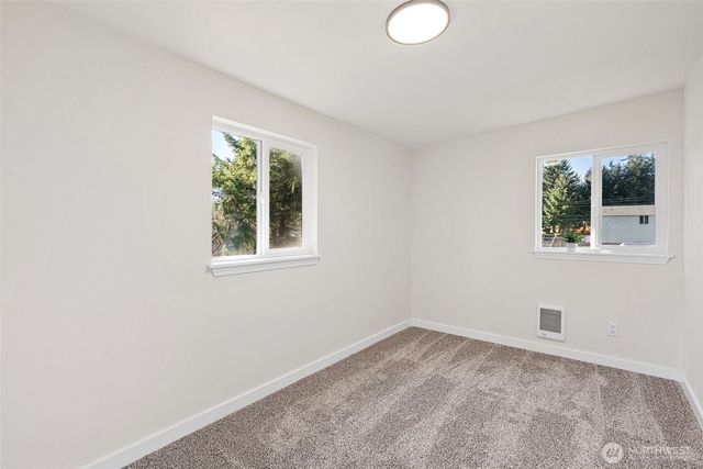 12816 Ridge Cir E, Bonney Lake, WA 98391