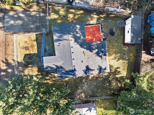 12816 Ridge Cir E, Bonney Lake, WA 98391