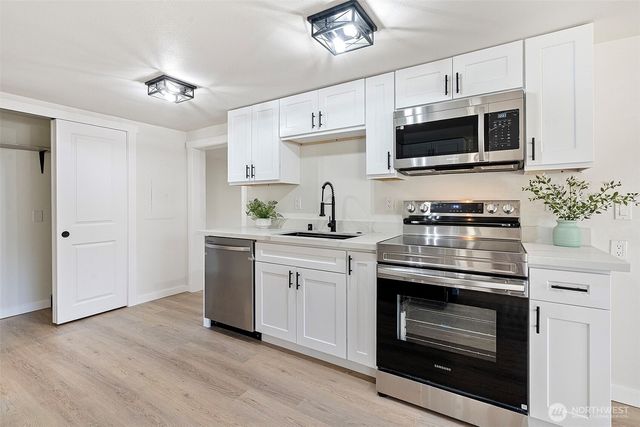 12816 Ridge Cir E, Bonney Lake, WA 98391