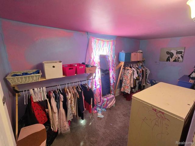 216 W Oakland Avenue, Lansing, MI 48912
