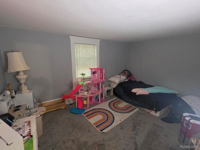216 W Oakland Avenue, Lansing, MI 48912
