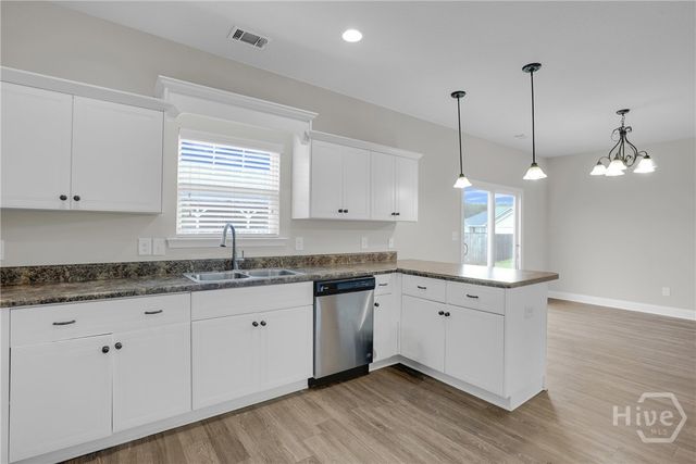 125 Thoroughbred Drive, Guyton, GA 31312