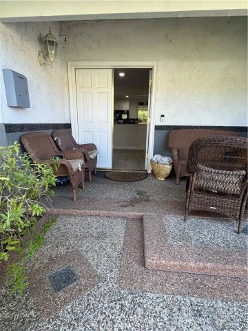 6251 Chimineas, Tarzana, CA 91335