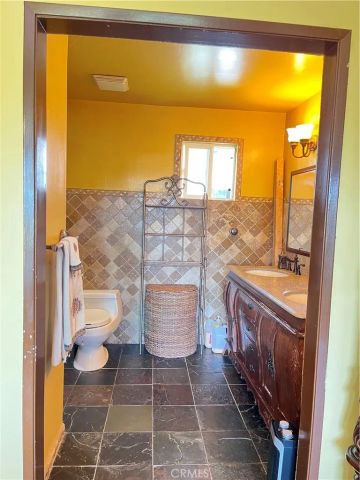 6251 Chimineas, Tarzana, CA 91335