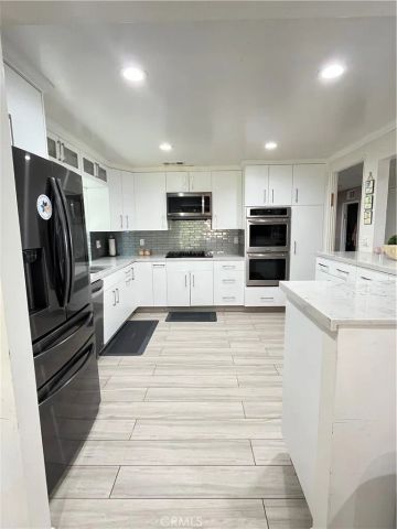 6251 Chimineas, Tarzana, CA 91335