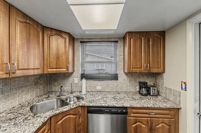 149 Coral Circle, South Daytona, FL 32119