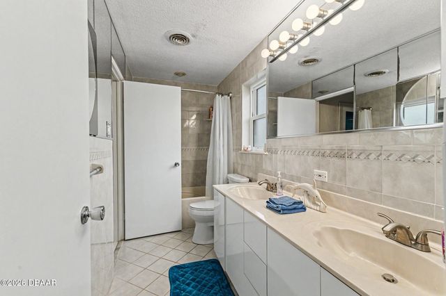 149 Coral Circle, South Daytona, FL 32119