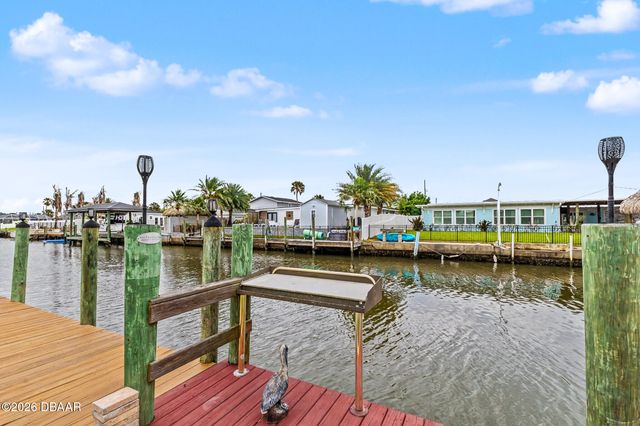 149 Coral Circle, South Daytona, FL 32119