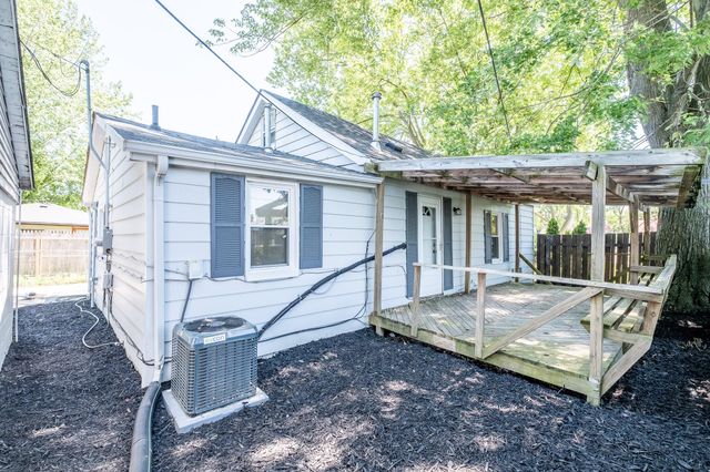 16167 Hauss Avenue, Eastpointe, MI 48021