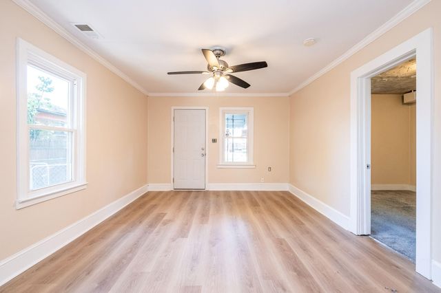 16167 Hauss Avenue, Eastpointe, MI 48021