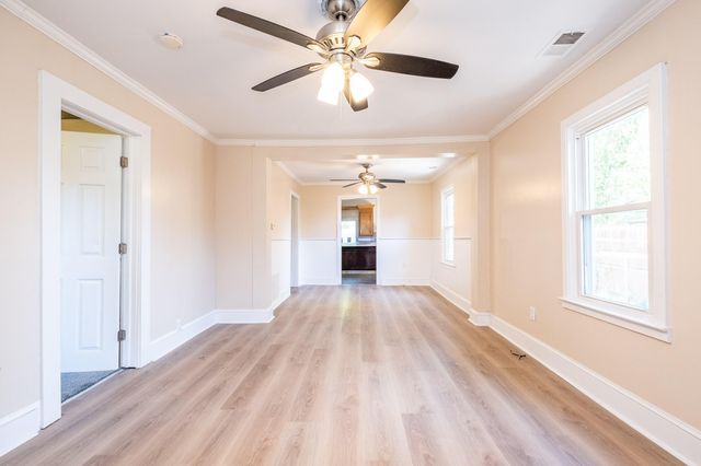 16167 Hauss Avenue, Eastpointe, MI 48021