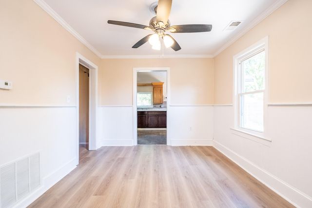 16167 Hauss Avenue, Eastpointe, MI 48021