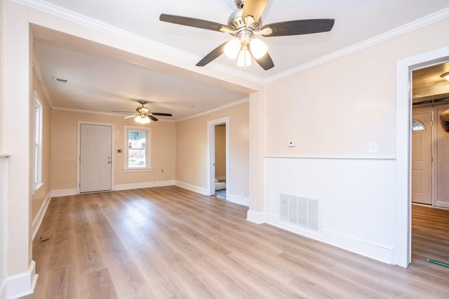 16167 Hauss Avenue, Eastpointe, MI 48021