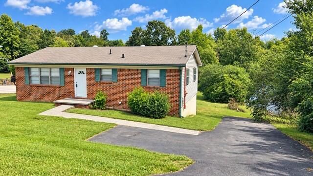 1645 Falcon Drive SE, Cleveland, TN 37323