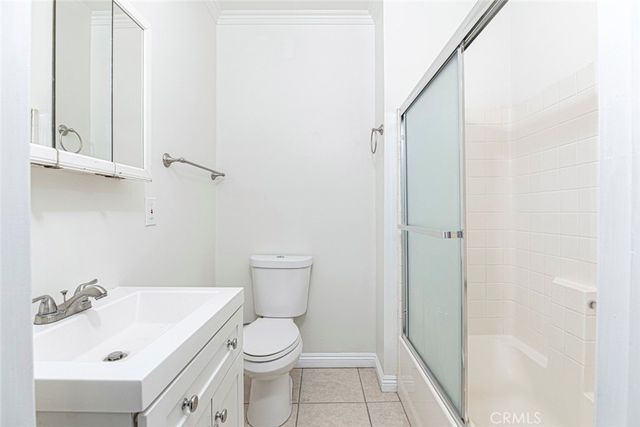 14319 Tiara Street 2, Van Nuys, CA 91401