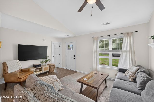 7101 Alamosa Drive, Wilmington, NC 28411
