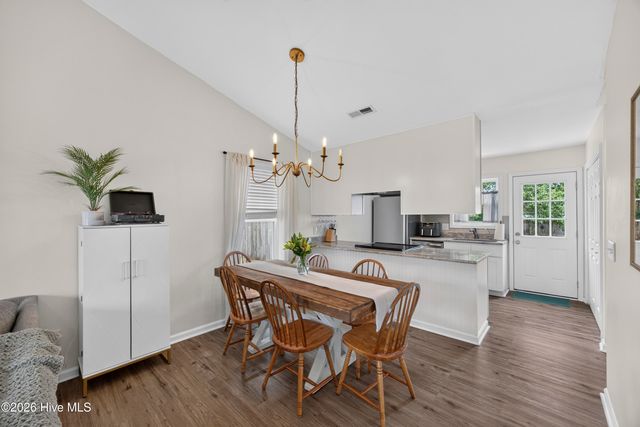 7101 Alamosa Drive, Wilmington, NC 28411
