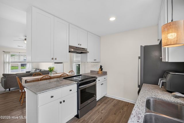 7101 Alamosa Drive, Wilmington, NC 28411