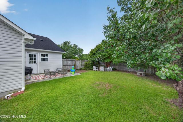 7101 Alamosa Drive, Wilmington, NC 28411