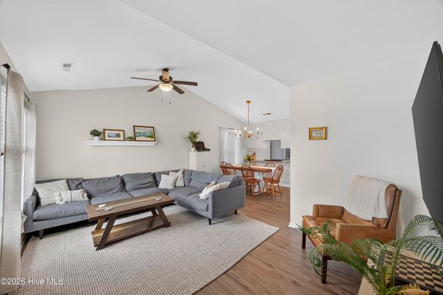7101 Alamosa Drive, Wilmington, NC 28411