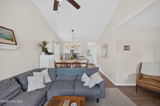 7101 Alamosa Drive, Wilmington, NC 28411