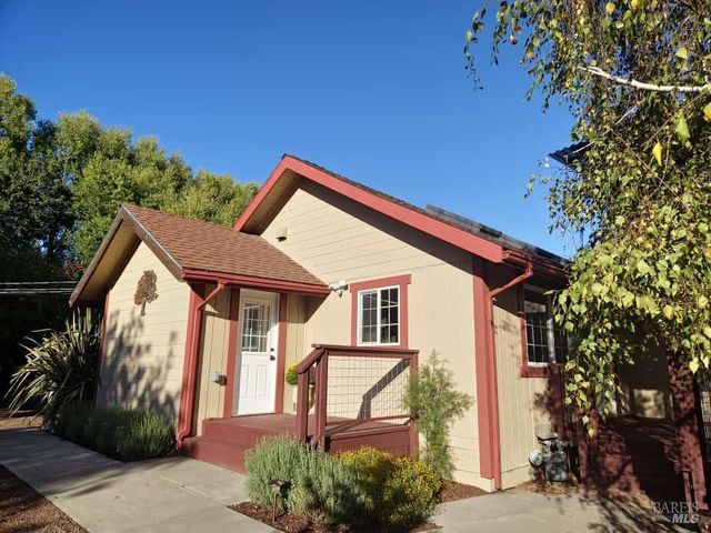 6060 Oak Ave, Cotati, CA 94931