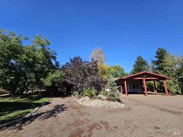 6060 Oak Ave, Cotati, CA 94931