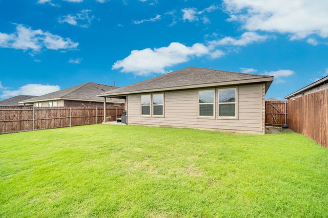 16620 Portage Street, Justin, TX 76247