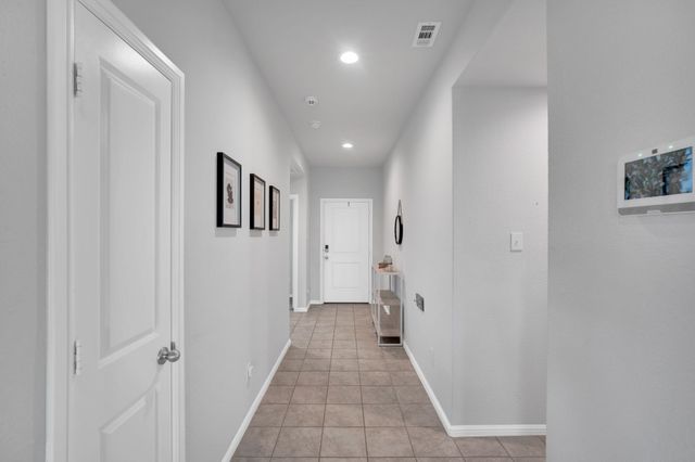 16620 Portage Street, Justin, TX 76247