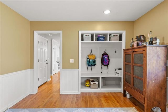 2700 W 104th Terrace, Leawood, KS 66206